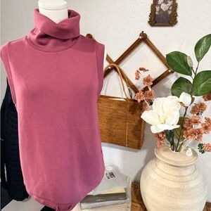 Varley Mauve Sleeveless Turtleneck Sweater
